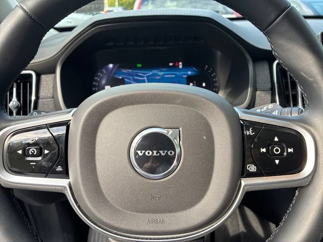 Used 2026 Volvo XC90 B6 Plus w/ Protection Package AWD/4WD image 17