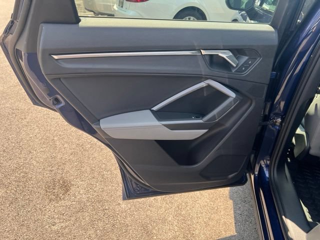Used 2022 Audi Q3 2.0T Premium w/ Black Optic Sport Package AWD/4WD image 19