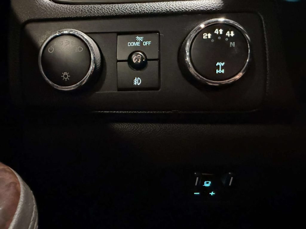Used 2013 GMC Sierra 2500 Denali AWD/4WD image 40