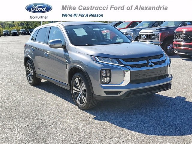 Used 2021 Mitsubishi Outlander Sport SE image 1