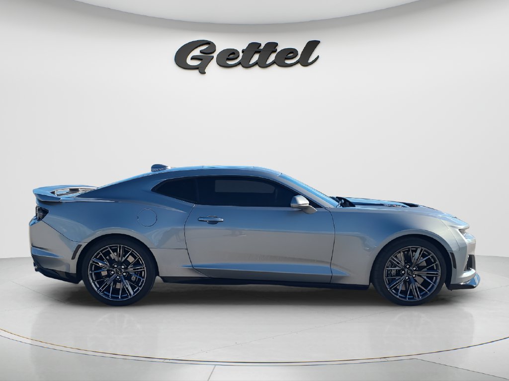 Used 2023 Chevrolet Camaro ZL1 RWD image 4