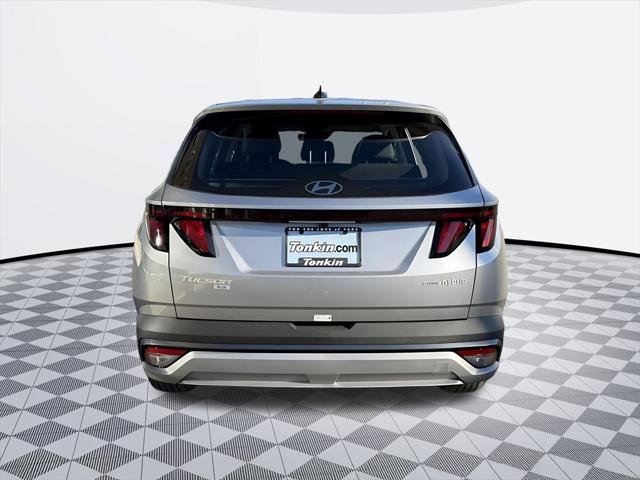New 2026 Hyundai Tucson Blue SE image 6