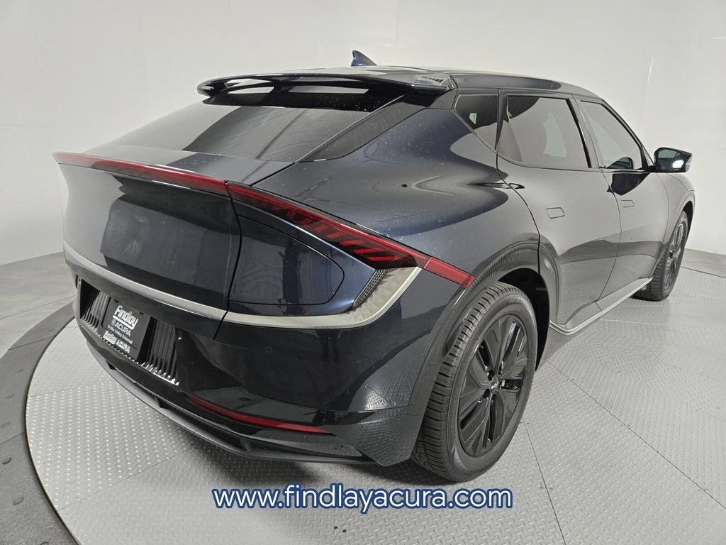 Used 2022 Kia EV6 Wind RWD image 8