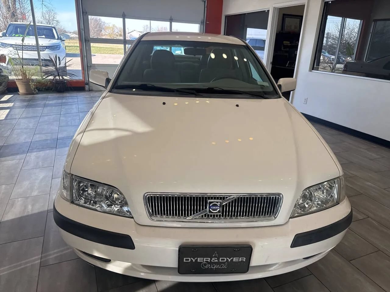 Used 2001 Volvo S40 FWD image 4