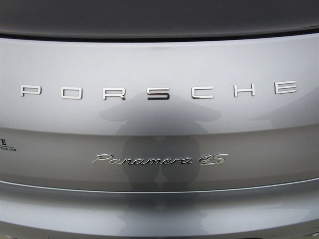Used 2014 Porsche Panamera S image 26