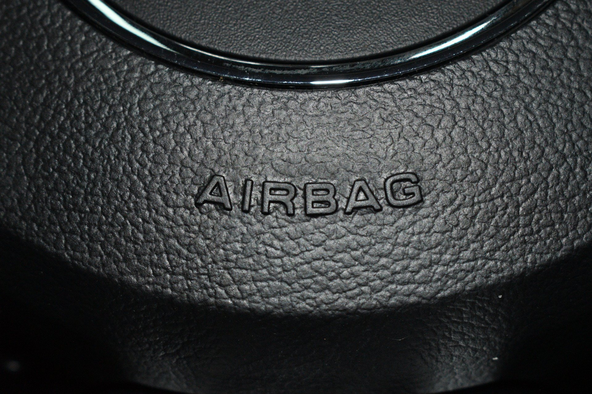 Used 2018 Ford Mustang Premium w/ Equipment Group 201A RWD image 34