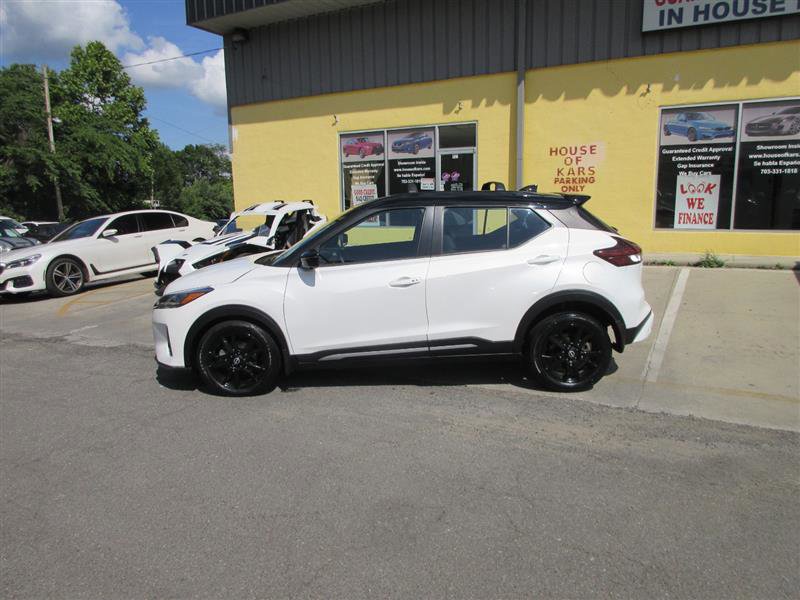 Used 2023 Nissan Kicks SR w/ Interior Electronics Package image 2