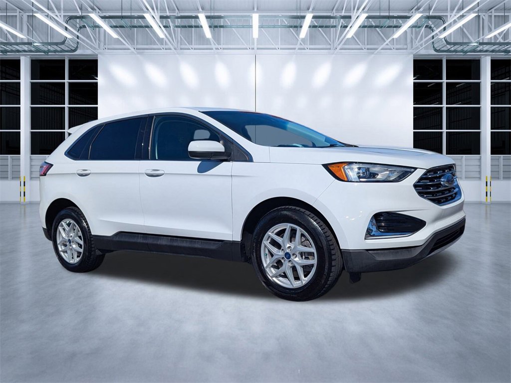 Used 2022 Ford Edge SEL image 2