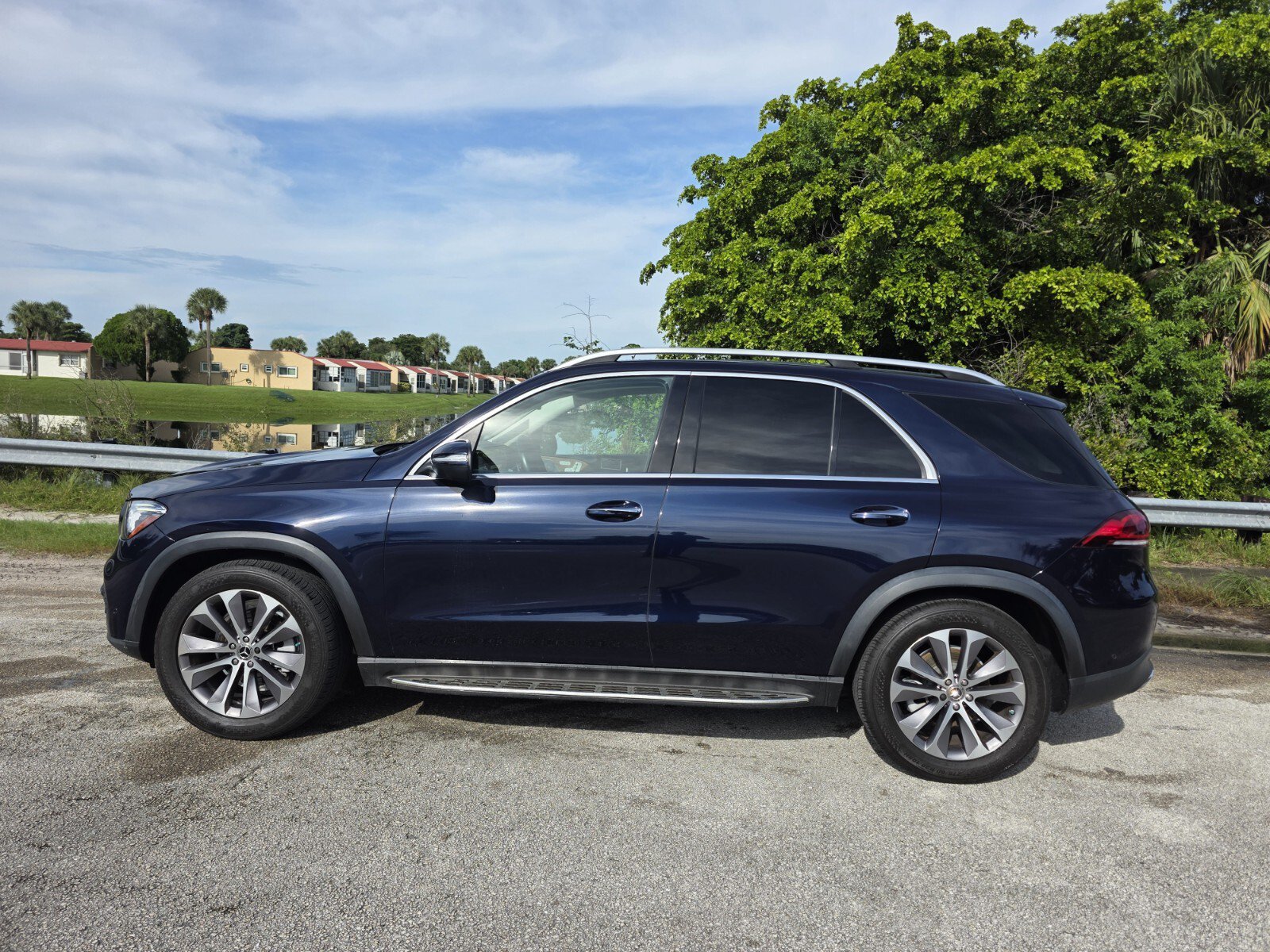 Used 2022 Mercedes-Benz GLE 350 4MATIC image 7