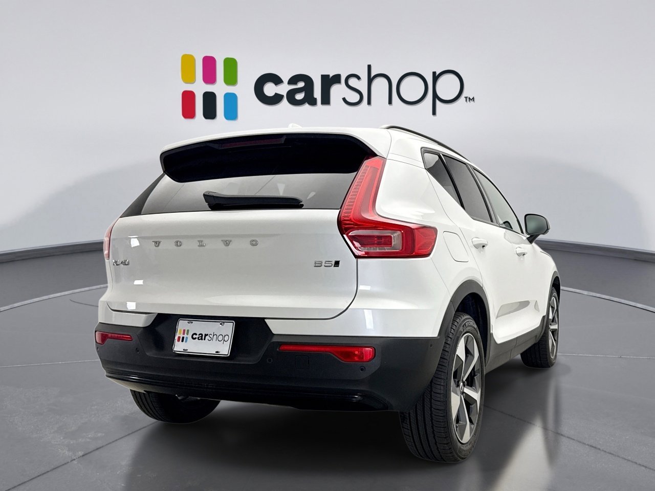 Used 2025 Volvo XC40 B5 Plus AWD/4WD image 5