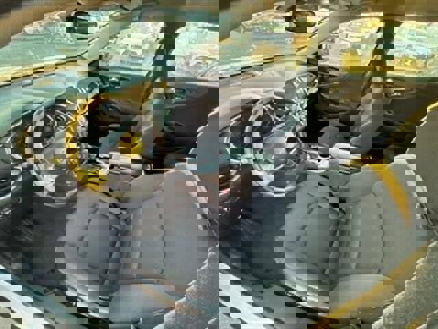 Used 2022 Chevrolet Malibu LT image 14