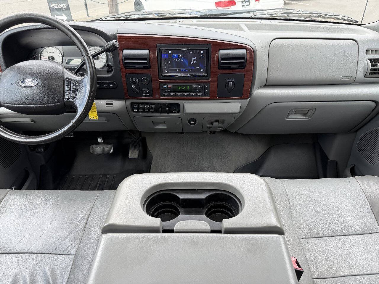 Used 2006 Ford F350 Lariat AWD/4WD image 25
