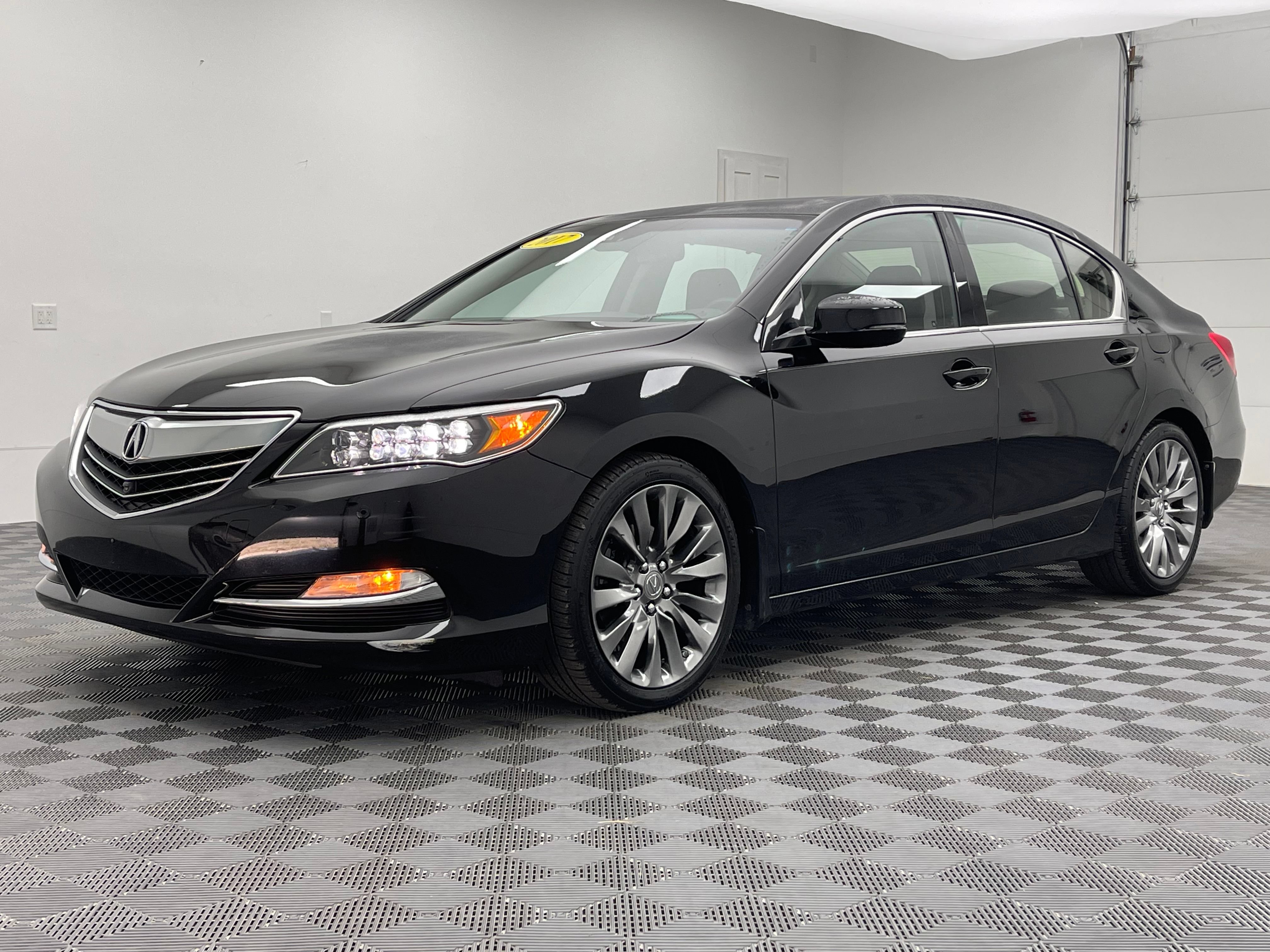 Used 2017 Acura RLX w/ Advance Package FWD image 2