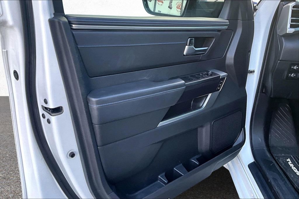 Used 2024 Toyota Tundra Platinum image 18