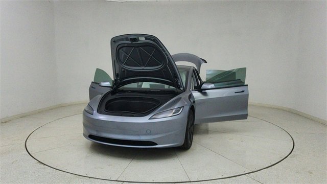 Used 2025 Tesla Model 3 Long Range image 73