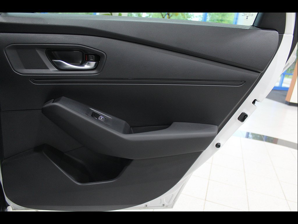 Certified 2025 Honda Accord LX image 22