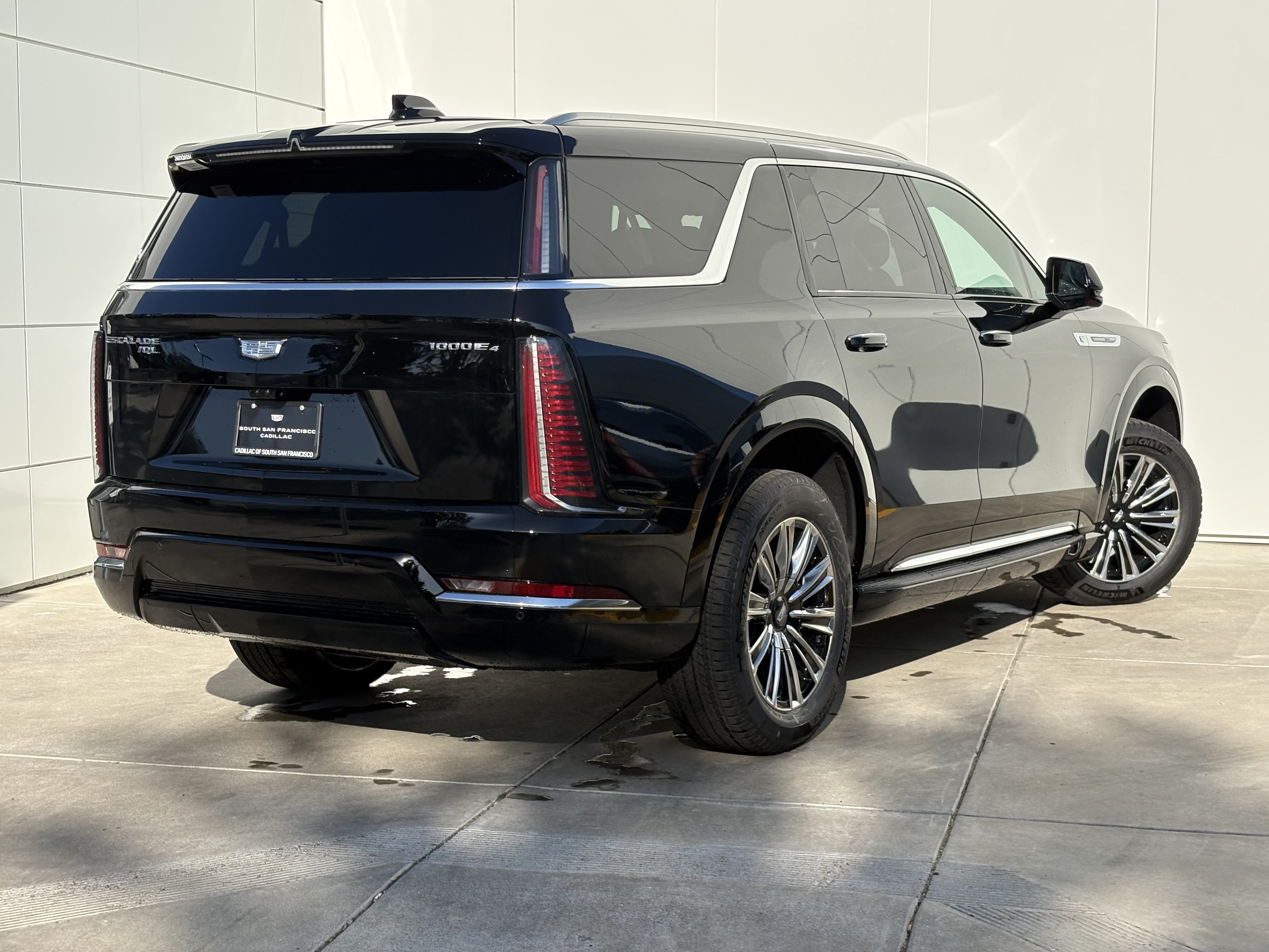 New 2026 Cadillac Escalade IQL Luxury AWD/4WD image 7