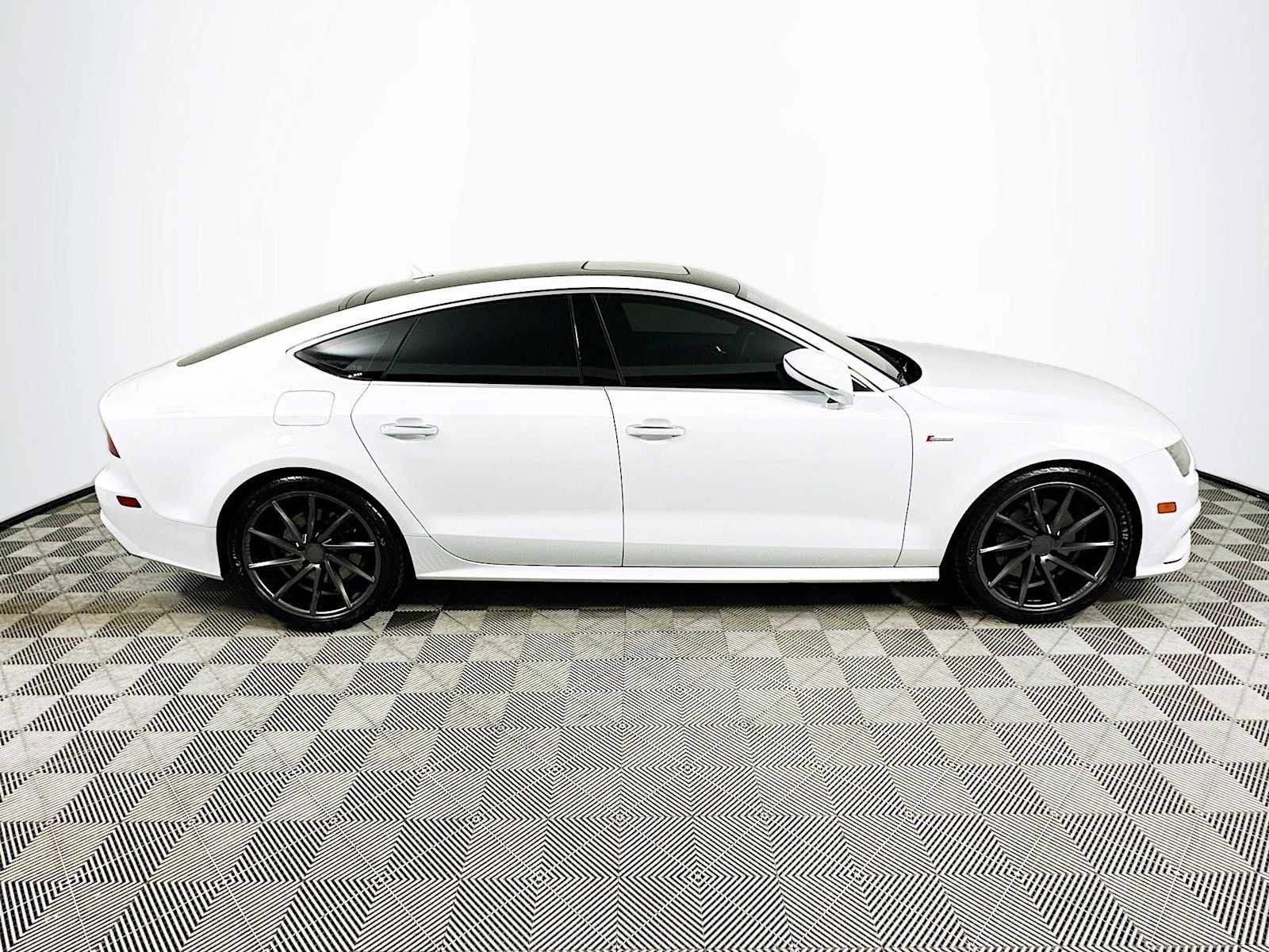 Used 2016 Audi A7 3.0T Premium Plus w/ 20" Wheel & Tire Package image 8