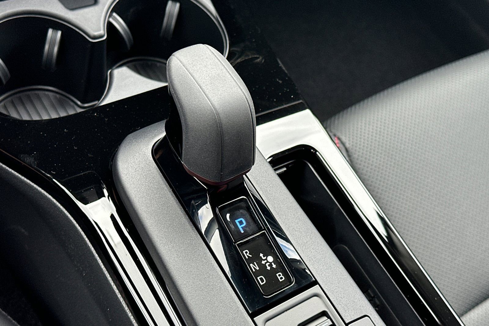 New 2026 Toyota Prius Plug-In Hybrid FWD image 24