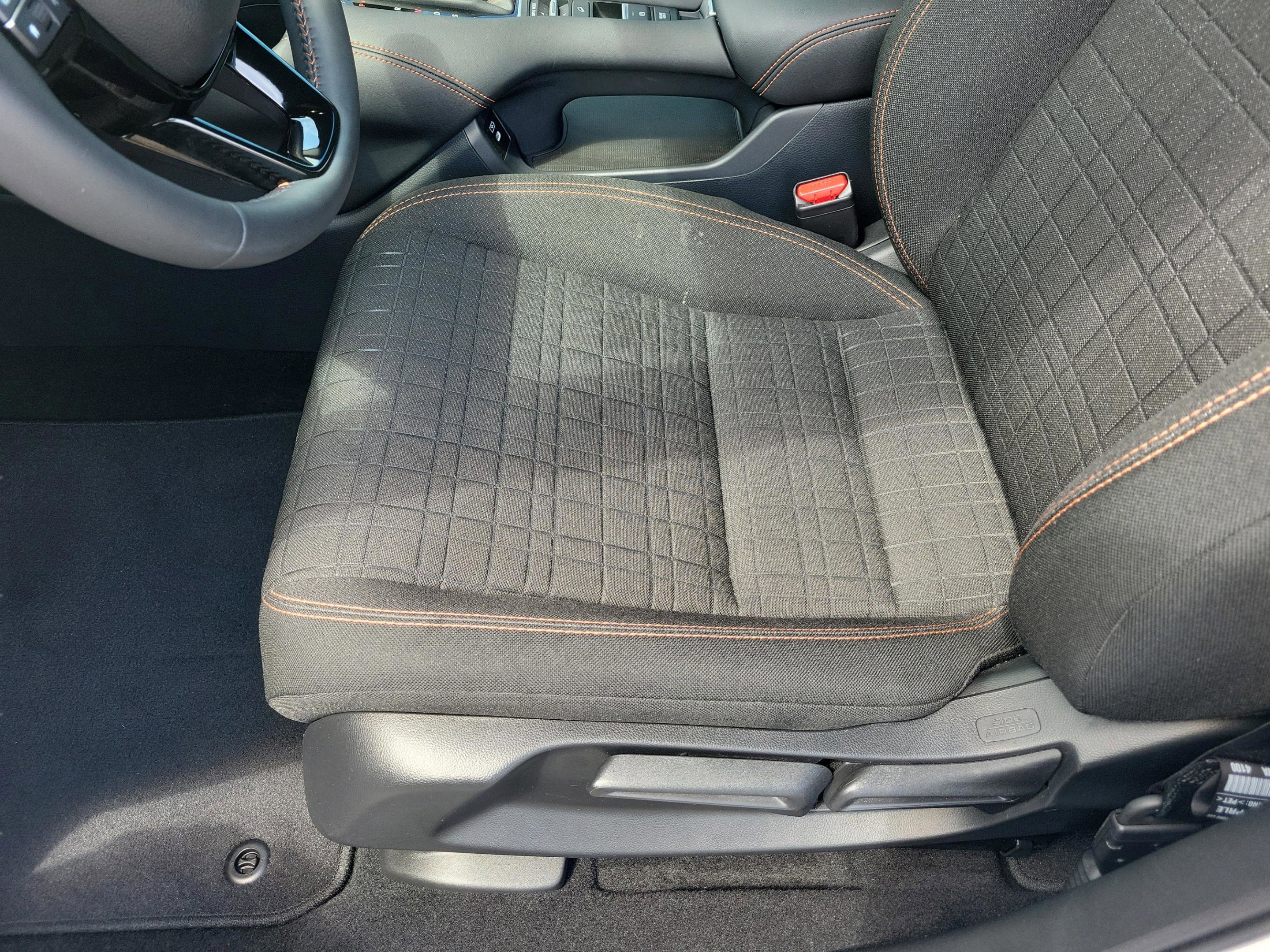 Used 2024 Honda HR-V Sport image 25