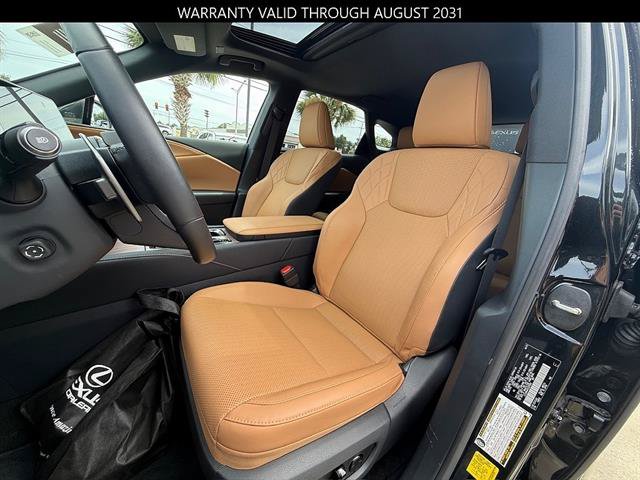 Certified 2025 Lexus RX 350 Premium w/ Accessory Package (Z1) FWD image 12