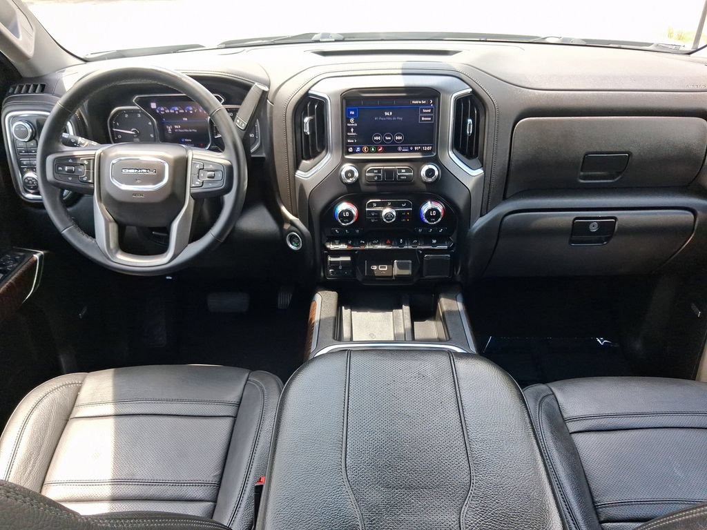 Used 2023 GMC Sierra 3500 Denali AWD/4WD image 12