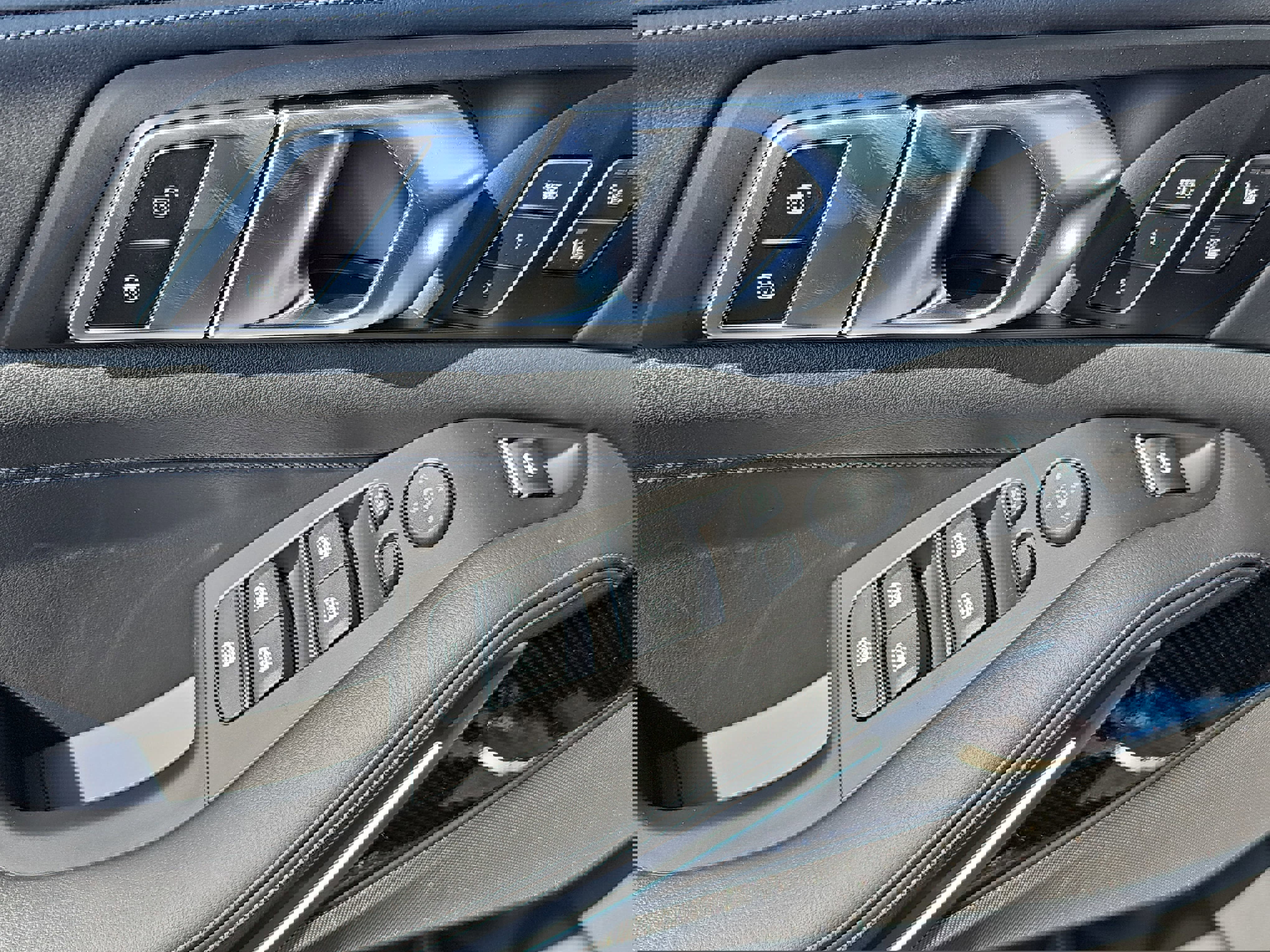 New 2026 BMW X5 M Competition w/ Executive Package image 28