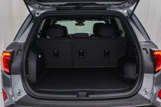 New 2027 GMC Terrain Elevation w/ LPO, Floor Liner Package AWD/4WD image 8