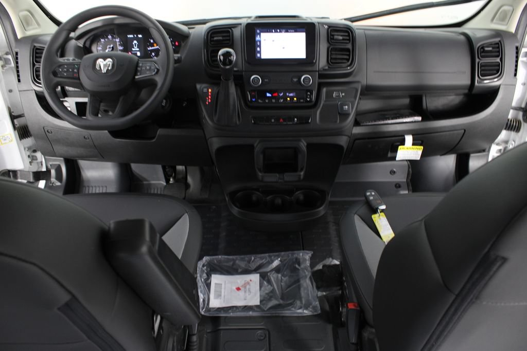 Used 2025 RAM ProMaster 2500 w/ Convenience Group FWD image 9