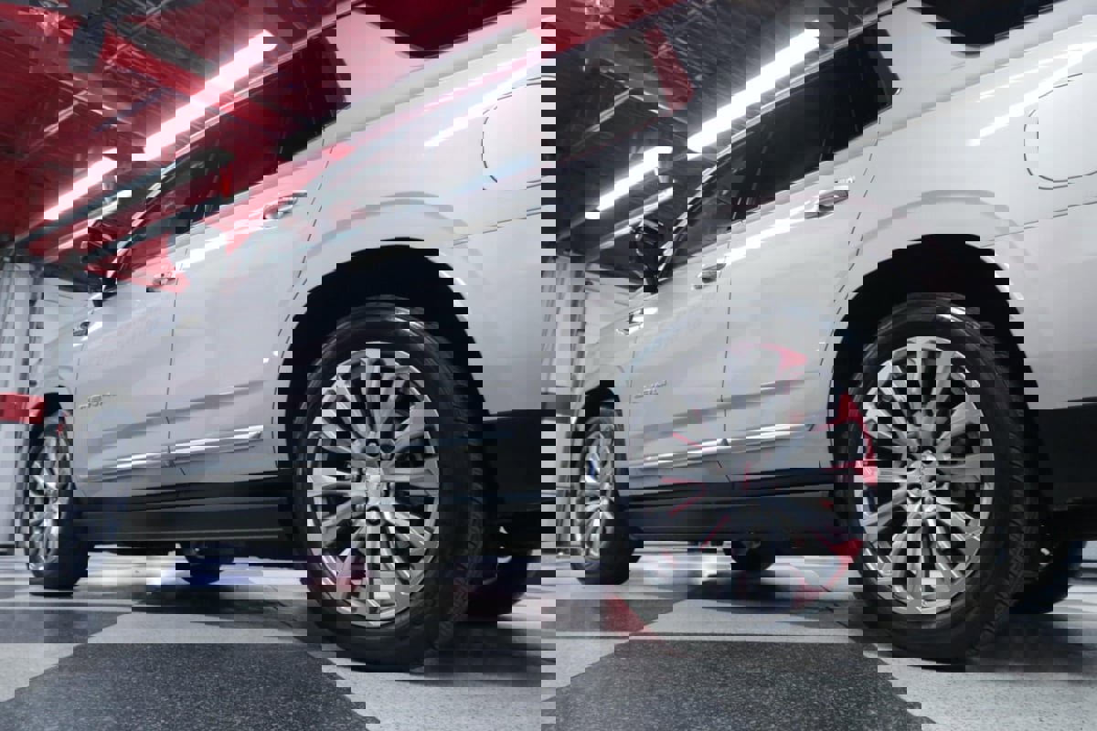 Used 2022 GMC Yukon Denali w/ Denali Premium Package image 43