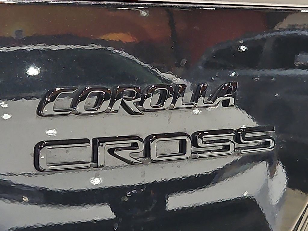 Certified 2024 Toyota Corolla Cross XSE w/ Convenience Package image 12