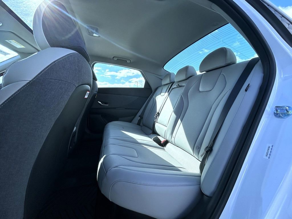 New 2026 Hyundai Elantra Limited image 11