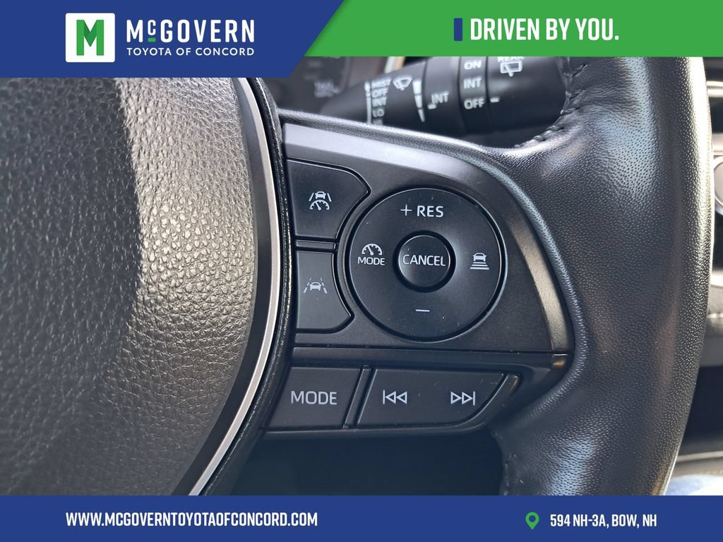 Used 2024 Toyota Corolla SE FWD image 17