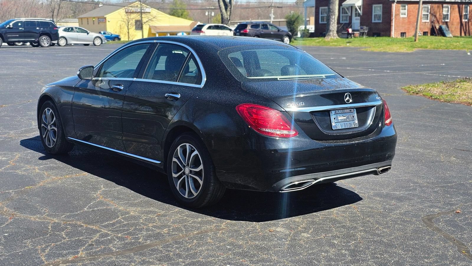 Used 2015 Mercedes-Benz C 300 4MATIC Sedan image 3