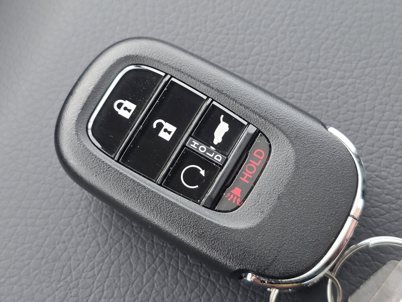 New 2025 Honda Pilot Touring image 32