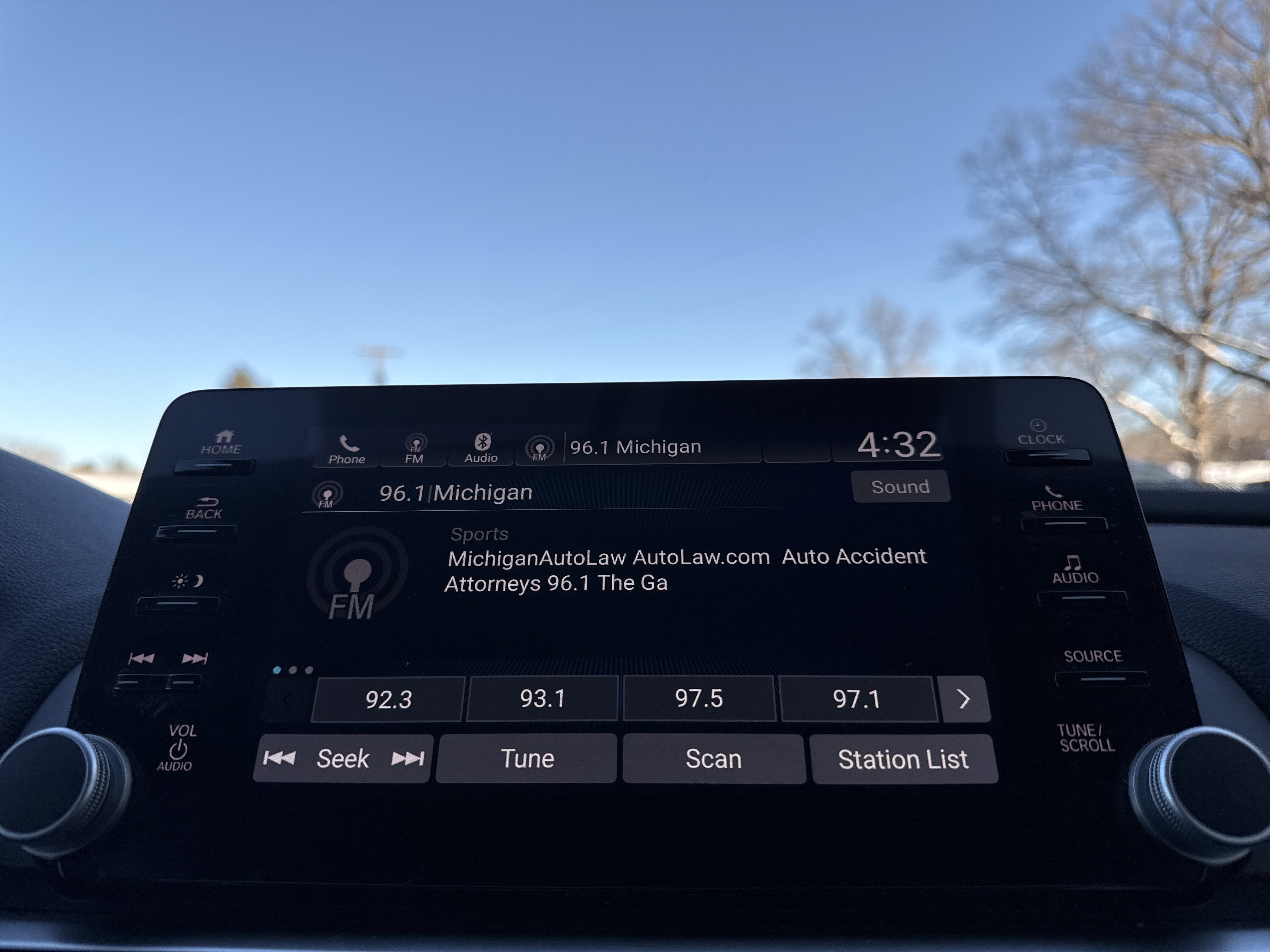 Used 2022 Honda Accord Sport image 17