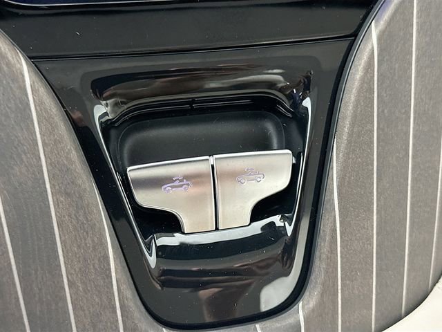 New 2026 Mercedes-Benz SL 63 AMG S e Performance 4MATIC image 22
