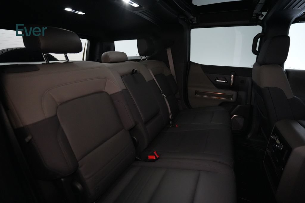 Used 2025 GMC Hummer EV 2X w/ LPO, Cargo Utility Package AWD/4WD image 5