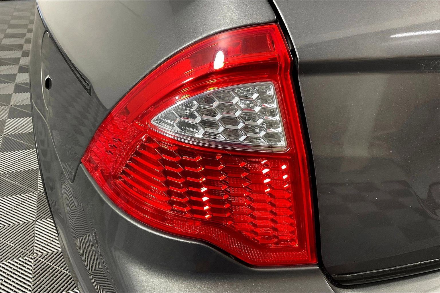 Used 2011 Ford Fusion SE w/ 202A Rapid Spec Order Code image 22