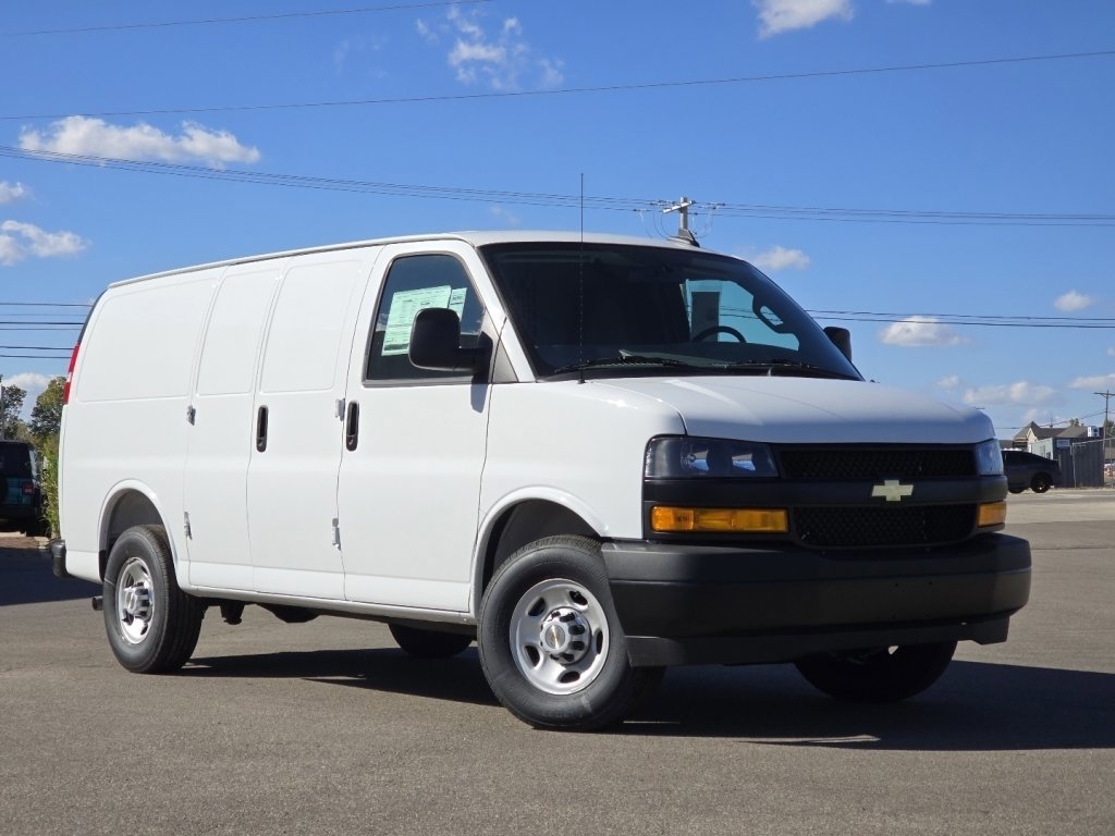 New 2025 Chevrolet Express 2500 w/ Driver Convenience Package image 2