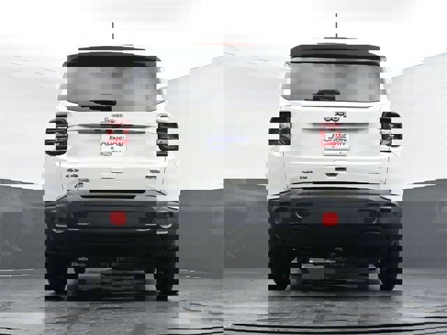 Used 2018 Jeep Renegade Latitude image 35