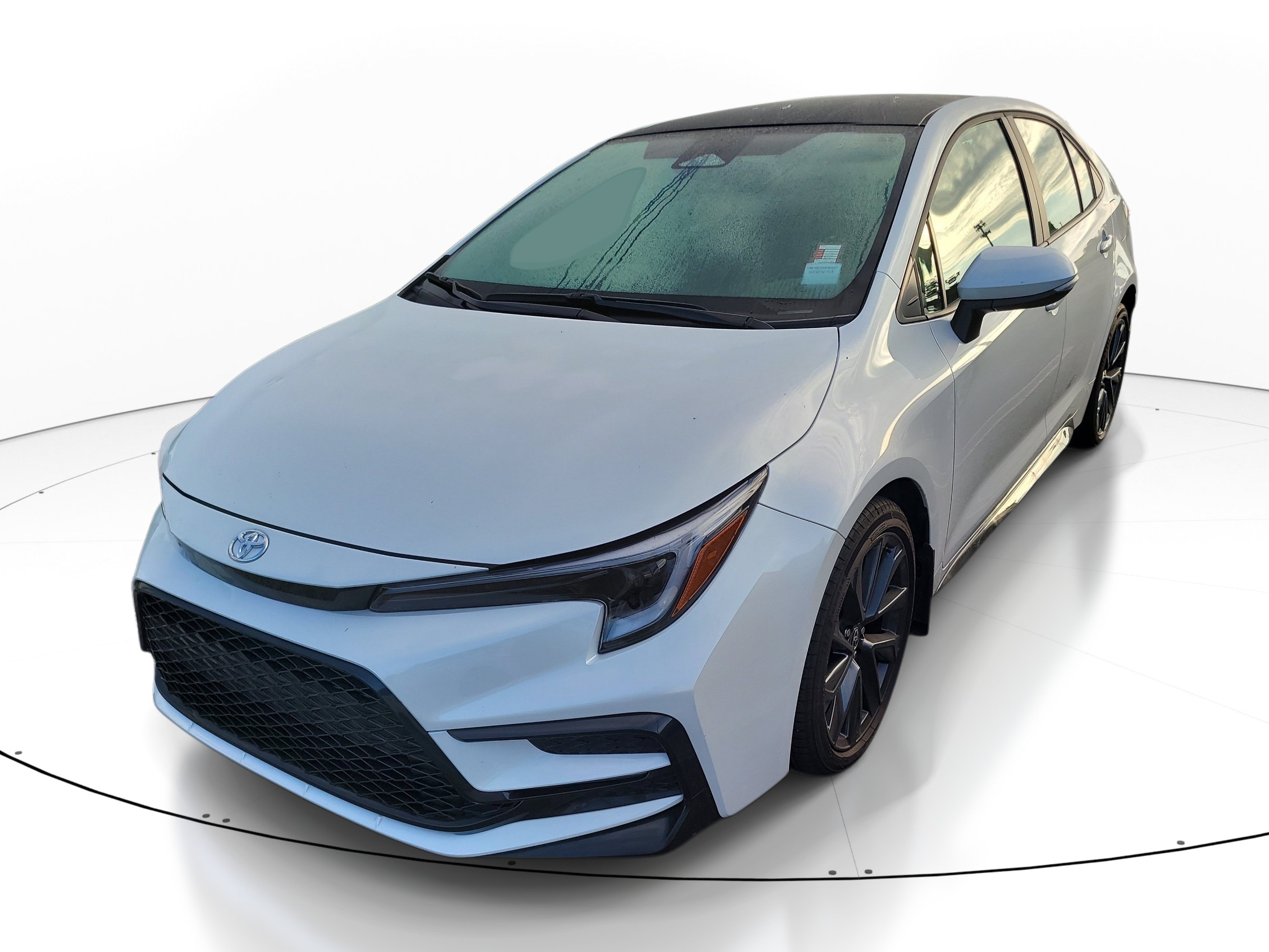 Used 2026 Toyota Corolla SE w/ SE Package FWD image 3