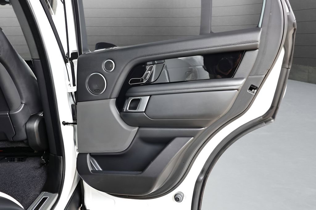 Used 2022 Land Rover Range Rover P525 Westminster Edition image 63