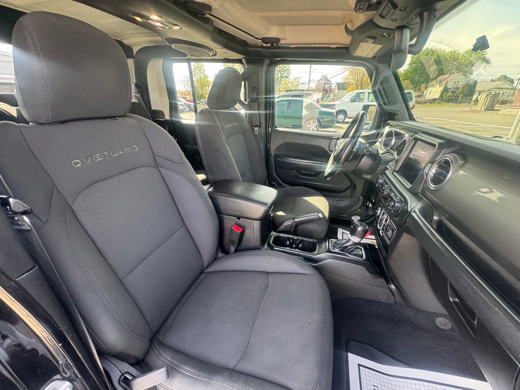 Used 2020 Jeep Gladiator Overland AWD/4WD image 24