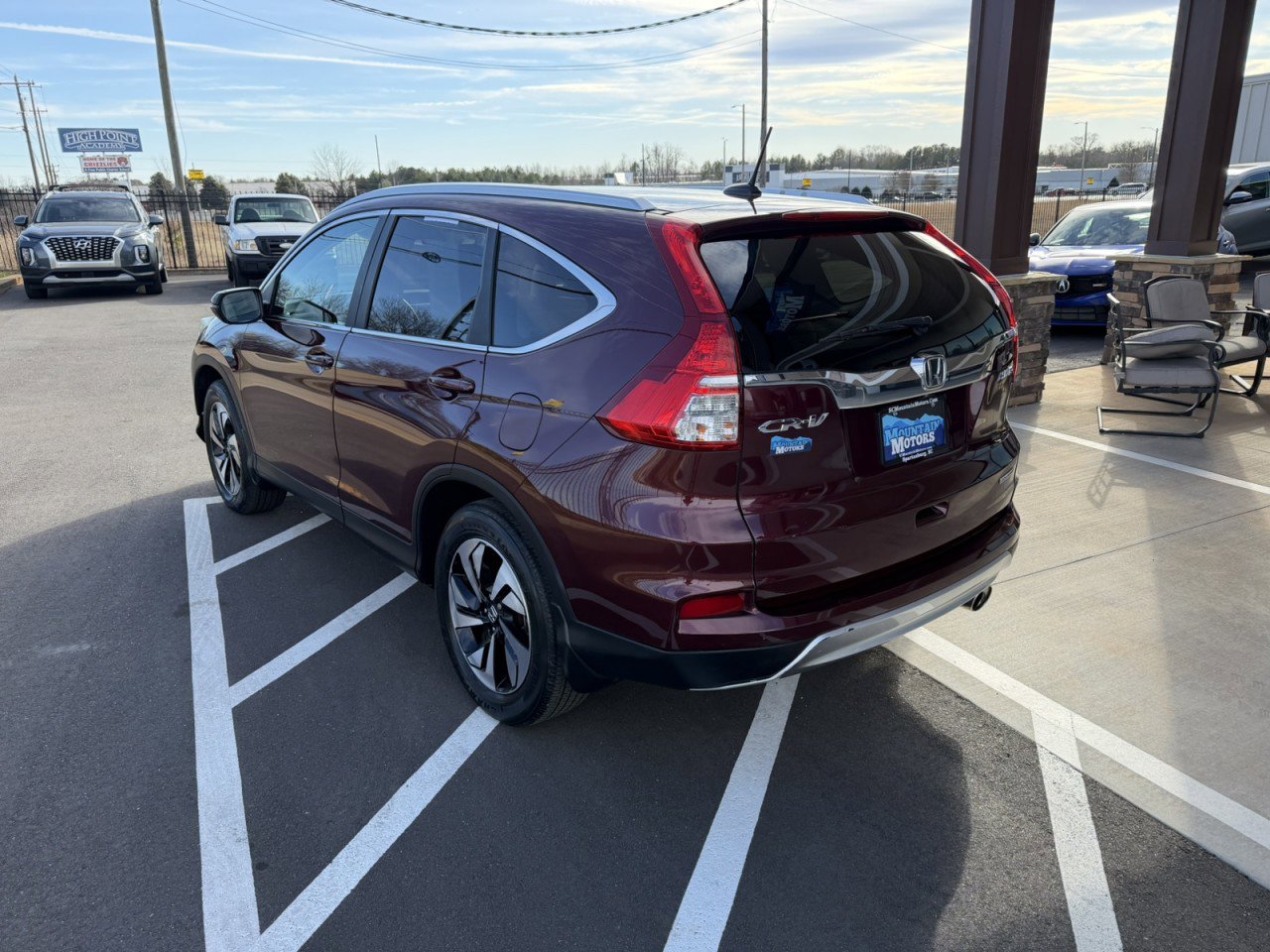 Used 2015 Honda CR-V Touring image 4