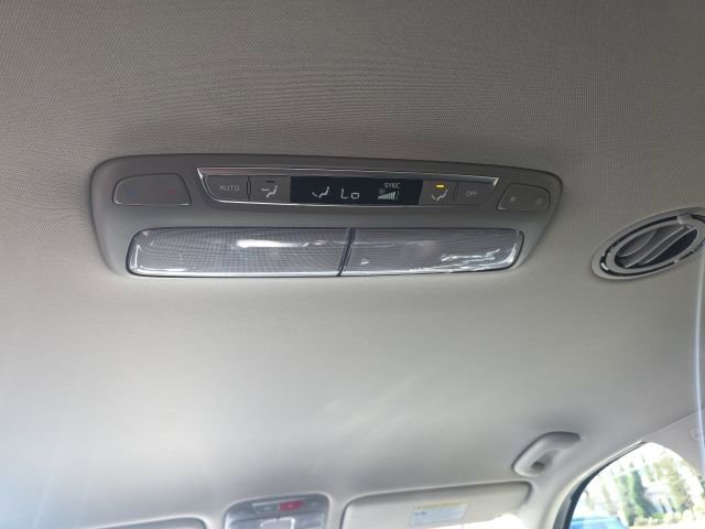 Used 2024 Kia Telluride LX image 31