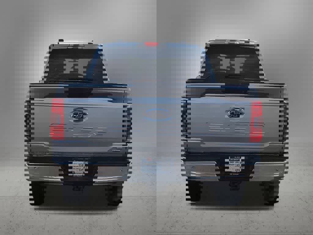 Used 2023 Ford F150 XLT w/ Trailer Tow Package image 5