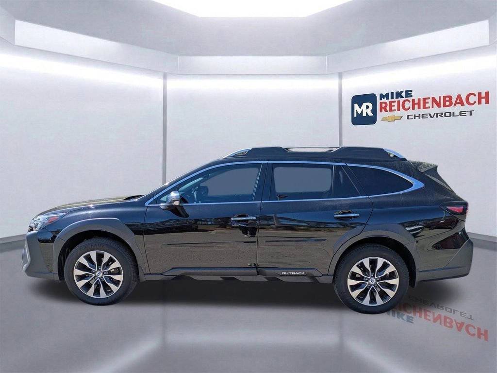 Used 2023 Subaru Outback Touring image 7