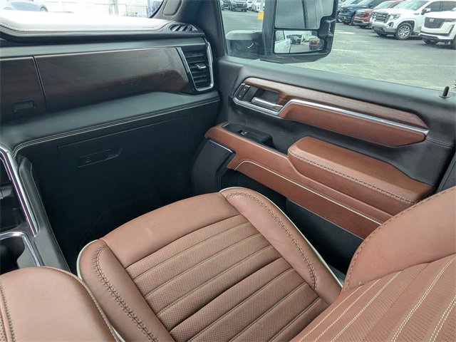 Used 2024 GMC Sierra 2500 Denali Ultimate image 18