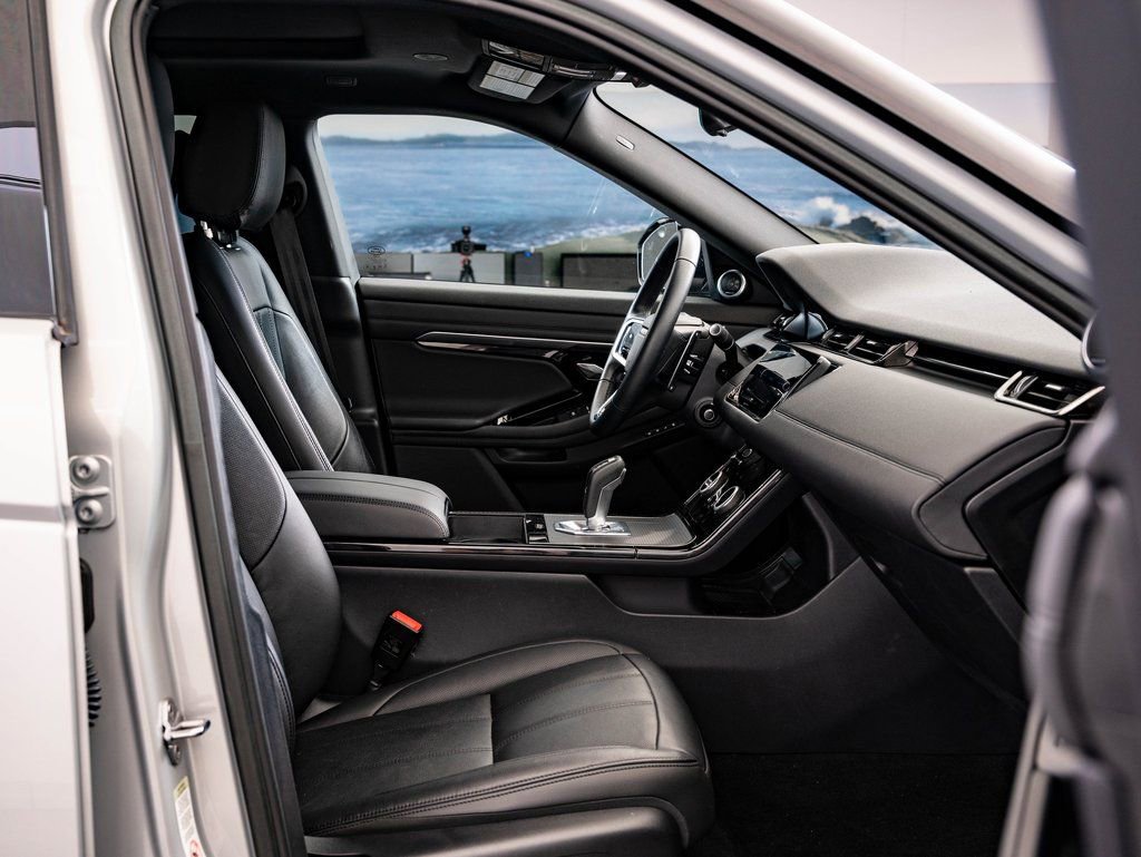 Used 2023 Land Rover Range Rover Evoque R-Dynamic SE AWD/4WD image 25